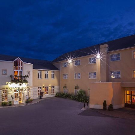 Seven Oaks Hotel คาร์โลว์ ภายนอก รูปภาพ