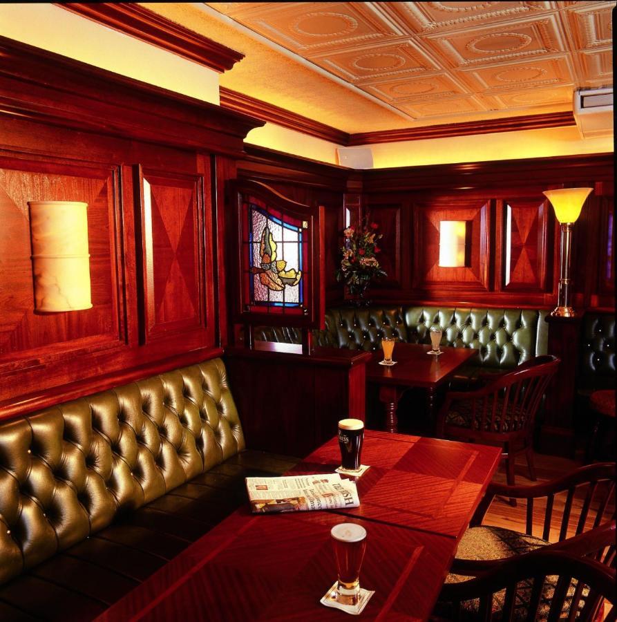 Seven Oaks Hotel คาร์โลว์ ภายนอก รูปภาพ